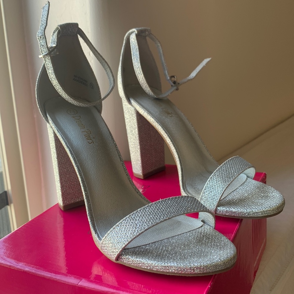 Dream Paris High Chunk High Heels
